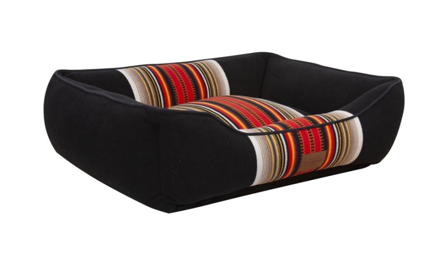 Beds, Crates, Etc. Pendleton Pet® | Acadia National Park Kuddler