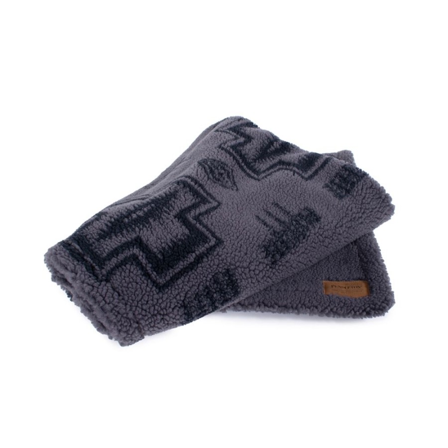 Beds, Crates, Etc. Pendleton Pet® | Pendleton Berber Pet Throw - Harding Tonal Gray